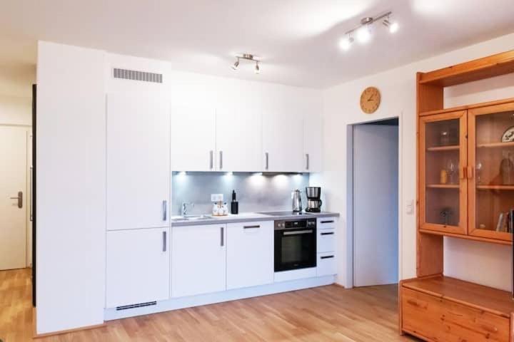 New, Quiet Flat Next To U1, Vic, Shopping Mall,... ウィーン エクステリア 写真